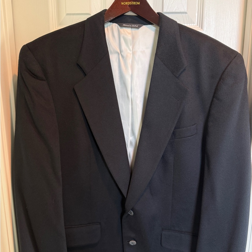Neiman Marcus Men’s Black 100% Cashmere Blazer 42R